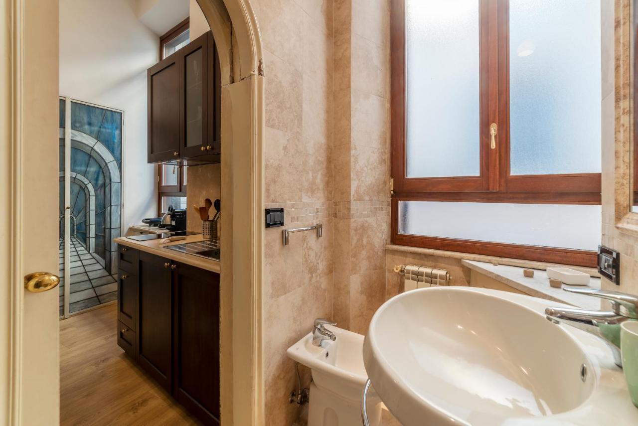 Piazza Di Spagna Elegant Apartment Róma Kültér fotó