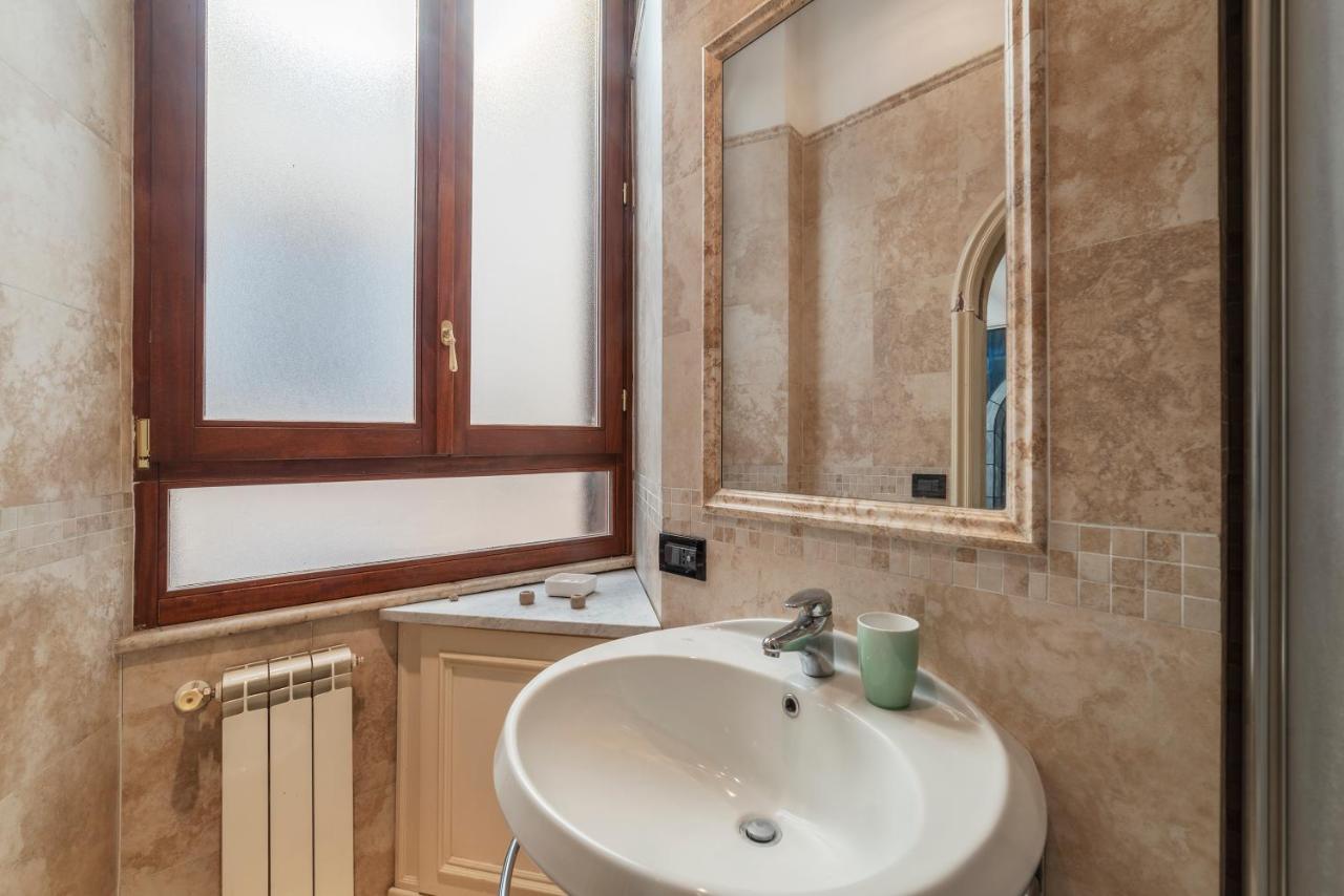 Piazza Di Spagna Elegant Apartment Róma Kültér fotó